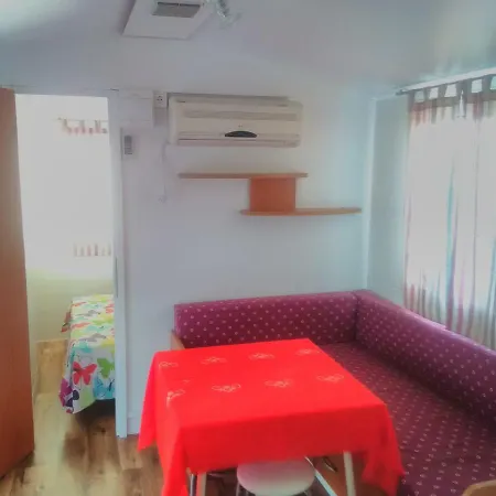 Kemping Mobile Homes Dina Tkon