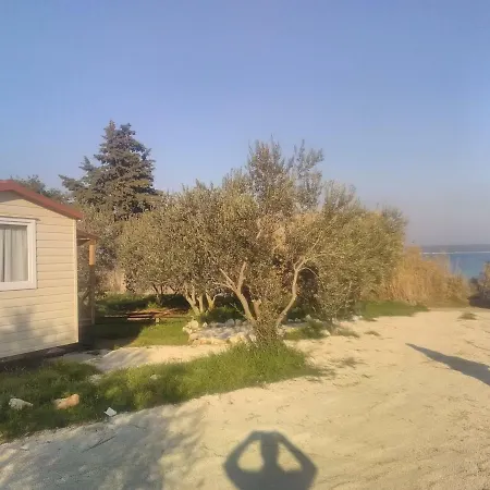 Mobile Homes Dina Campsite